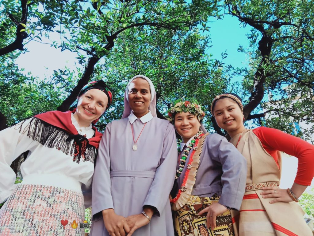 Hermana Nirmala, religiosa de la India