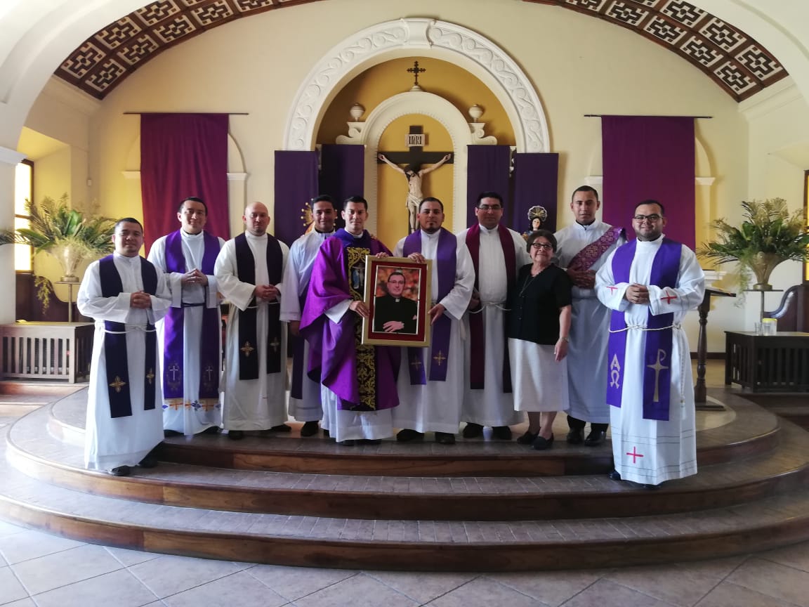 Carlos Corado avec des collègues de la Bidassoa 