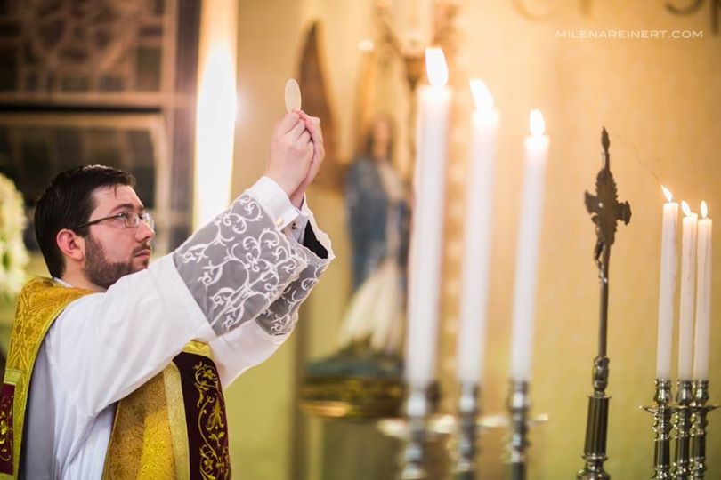 Don Kevin Borges - Brasilianischer Priester - CARF-Stipendium - Pastoralreisen