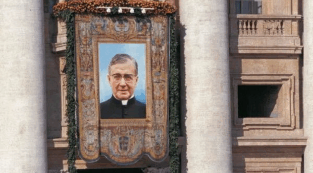 26 Juni Pesta St Josemaría, imam CARF