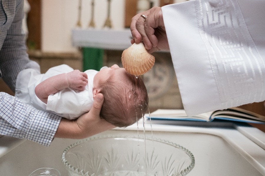 Taufe eines Kleinkindes Taufe eines Babys 1