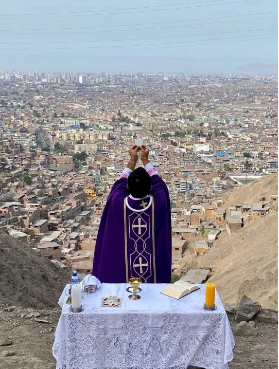 requisitos para ser sacerdote en españa