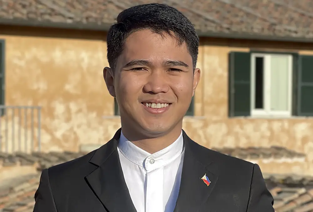 Ser sacerdote en Filipinas, la historia de Jovan Ramos-Faylogna