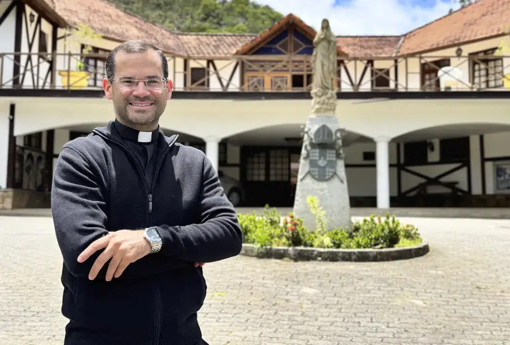 Marcus Vinicius Muros, de biólogo a ser ordenado sacerdote