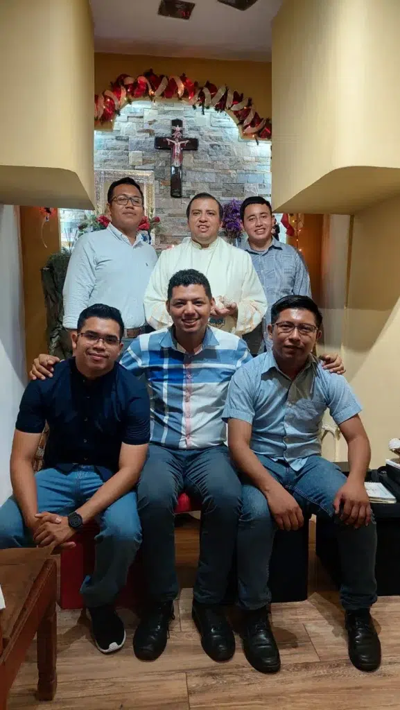 Ángel David, ateísmo dios vocación sacerdote