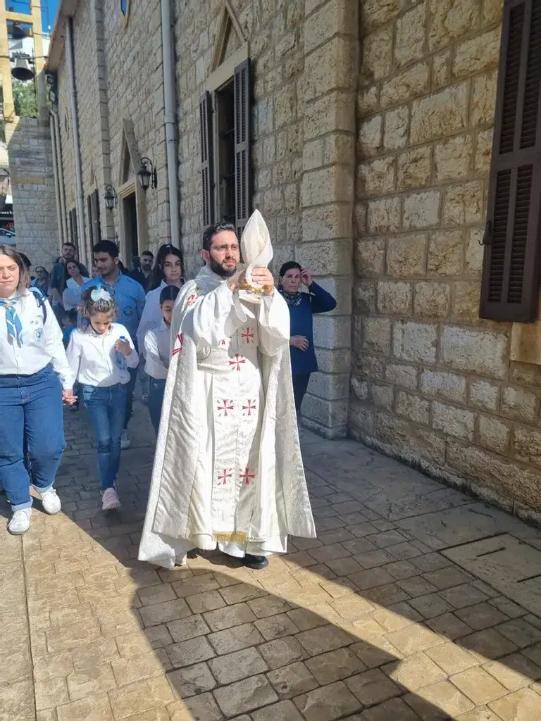 Padre don Christiana Hallak, sacerdote maronita en Libano. Fundación CARF. Visita Papa León XIV. Turquía viaje.