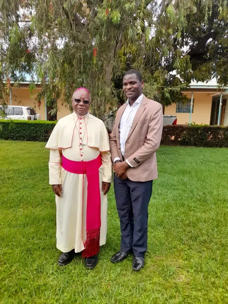 seminarista tanzania iglesia formación antidius