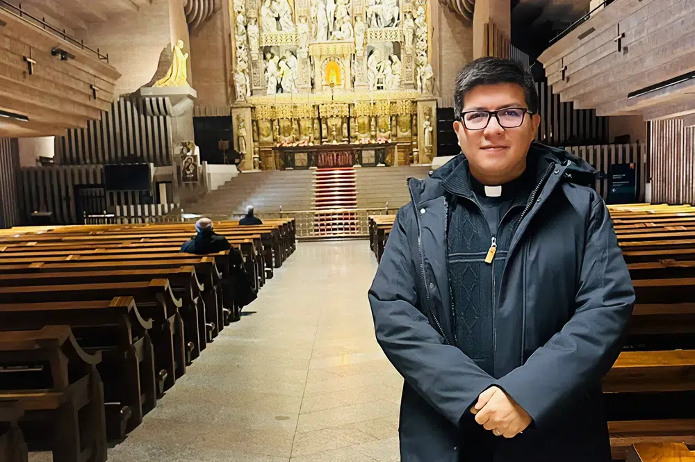 vocación de servicio sacerdote seminario formación