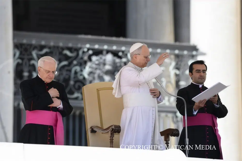 pueblo de dios iglesia constitución lumen gentium papa León XIV