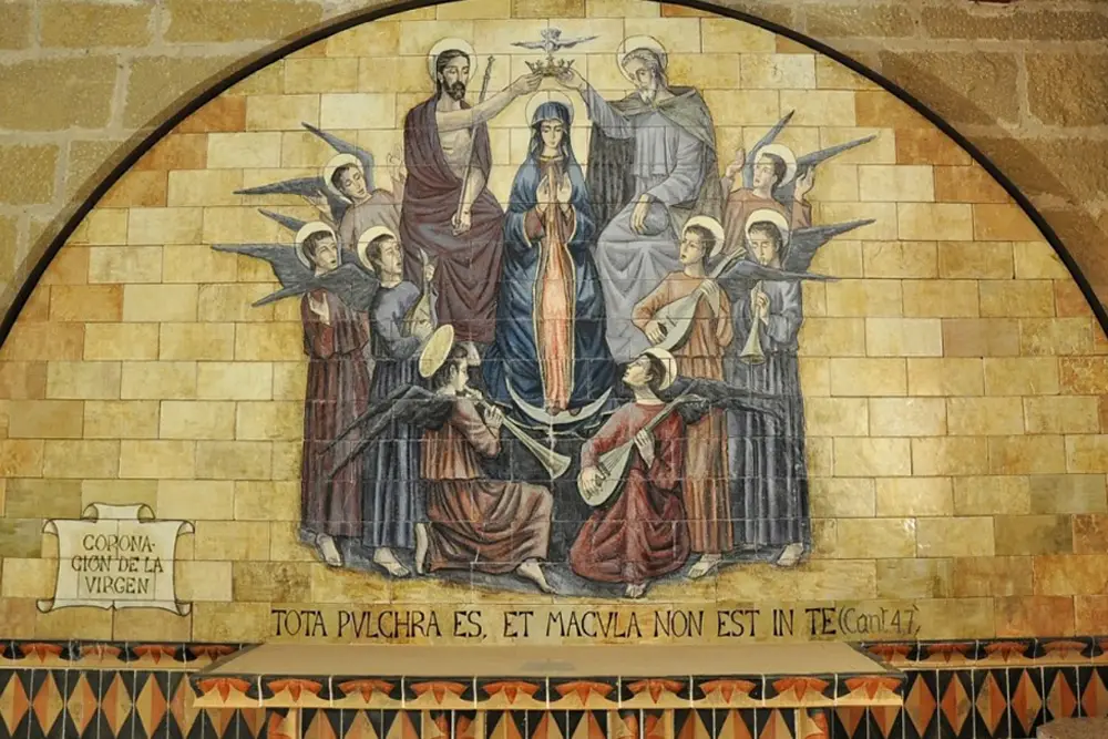 Coronaci&oacute;n de la Virgen Mar&iacute;a. Santuario de Torreciudad